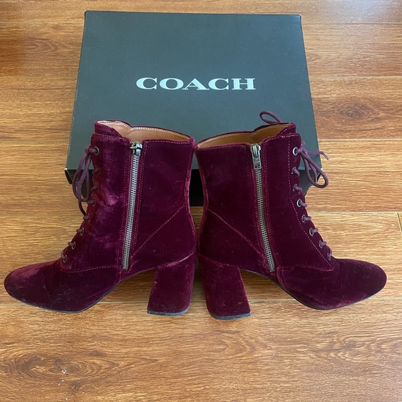 Coach Boots - Picture 2 of 5